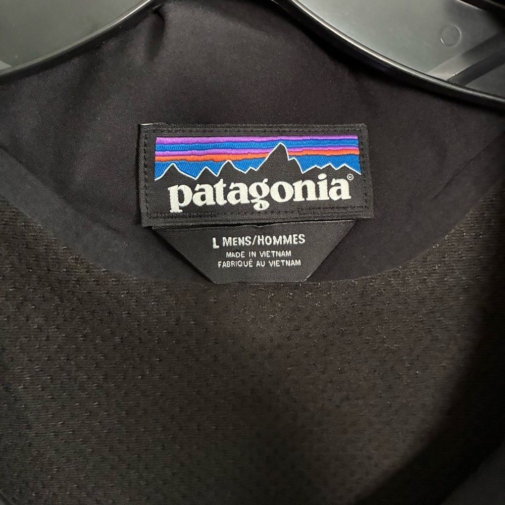 Patagonia Jacket Adult L Black Softshell Full Zip Long Sleeve Logo Pockets Mens - Picture 2 of 8